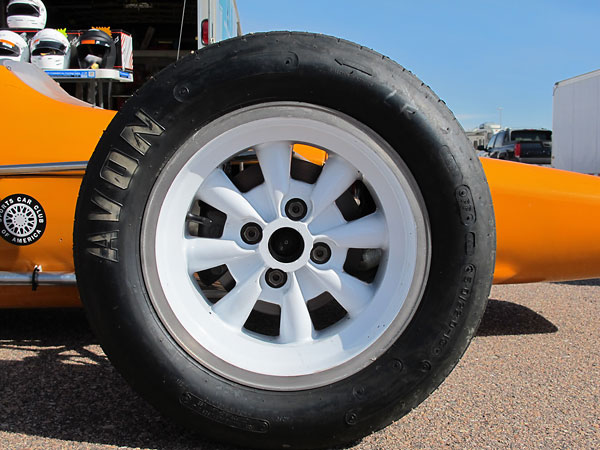 American Racing Silverstone 8-spoke alloy wheels.
