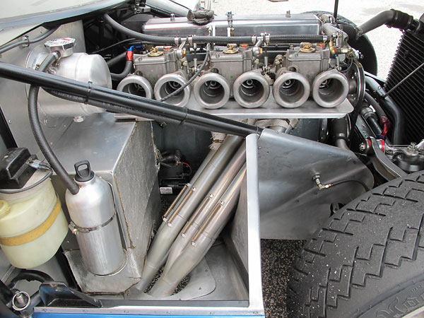 TR250K's original exhaust system was built by George Boskoff.
