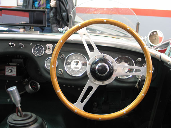 19: Derrington style steering wheel