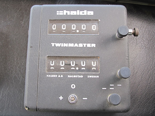 Halda Twinmaster is a precision mechanical odometer that reads to 1/100th of a mile (or kilometer).
