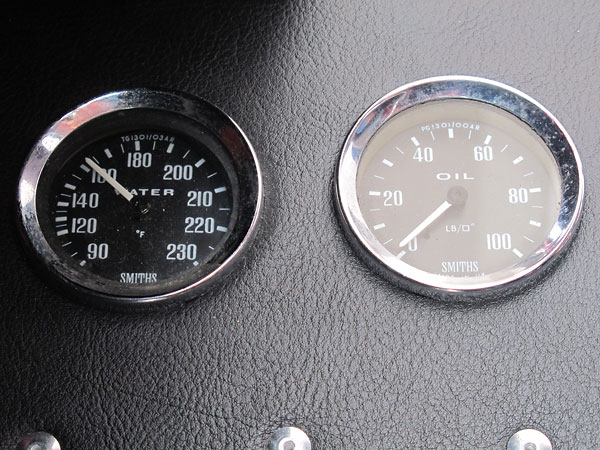 Smiths coolant temperature (90-230F) and oil pressure (0-100psi) gauges.