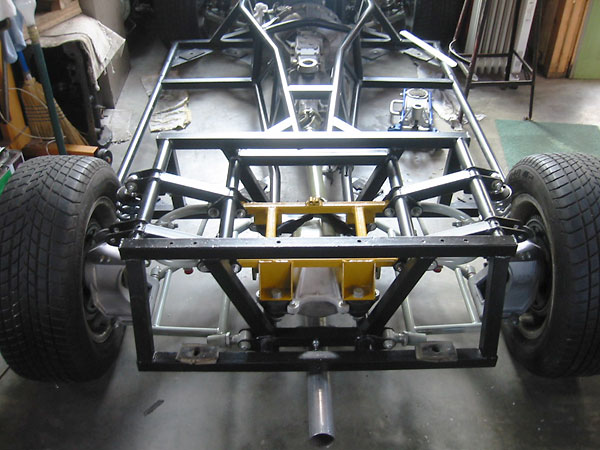 In 1971 a new backbone chassis design was developed for M Series TVRs by a dealer/enthusiast named Mike Bigland.