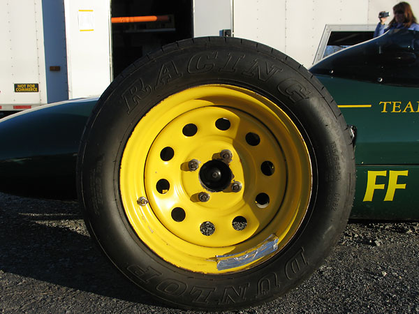 Diamond Racing Wheels 13x5.5 steel wheels. Dunlop Racing CR82 tires (135x545x13 front / 165x580x13 rear).
