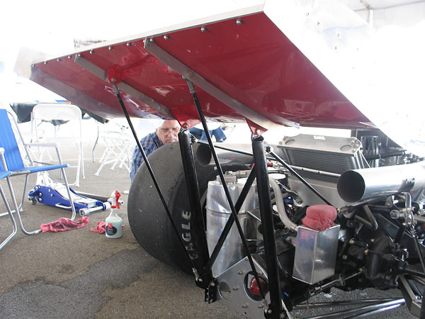 Throughout the 1970 season, the car raced with a very high-mounted rear wing.