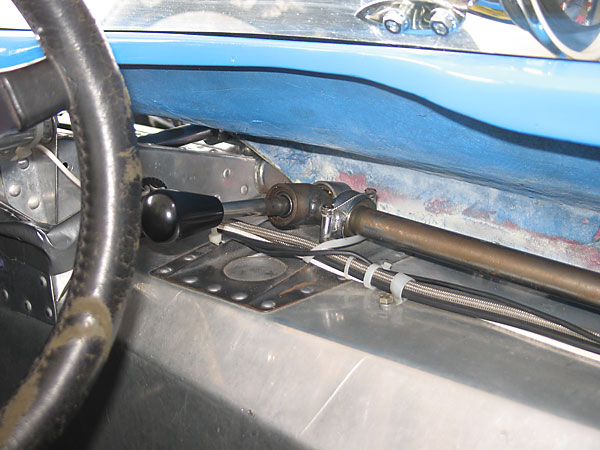 Gear selector, as viewed from the driver's seat.