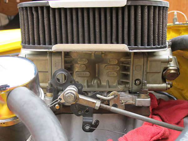 Holley 4150-series (part# 80451) 4bbl carburetor.