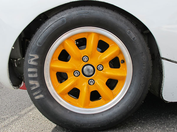 Avon 6.0/22.0/13 racing tires.