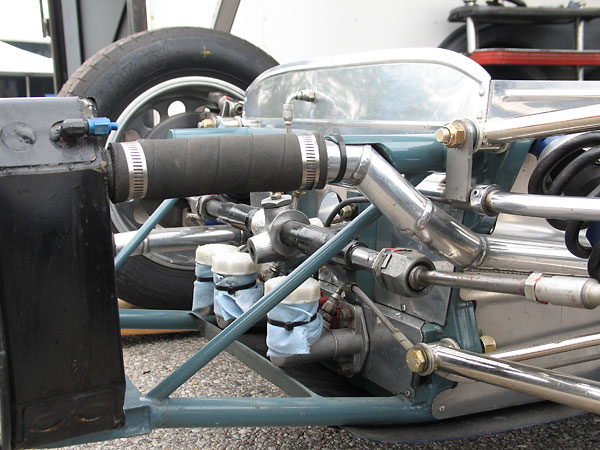 As on many other early Formula Fords, on the Eleven Merlyn plumbed coolant through frame tubes.
