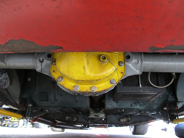 Stock Salisbury axle housing with back cover modified to increase lubricant volume.