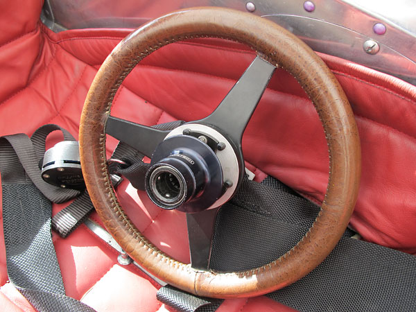RaceTech quick release steering wheel hub.