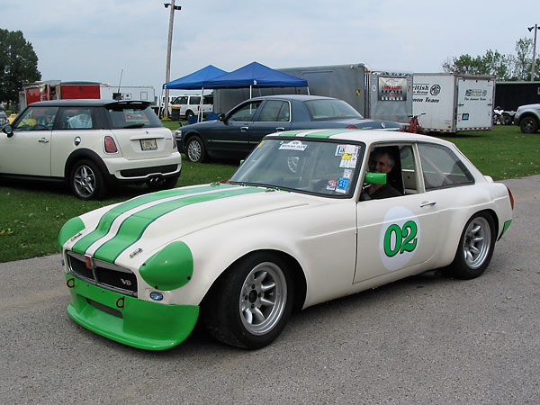 Les in his MGB GT V8