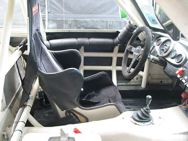 quick release steering wheel hub