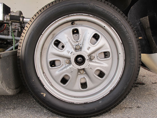 Elva cast magnesium wheels, 15x4 front and 15x4.50 rear.