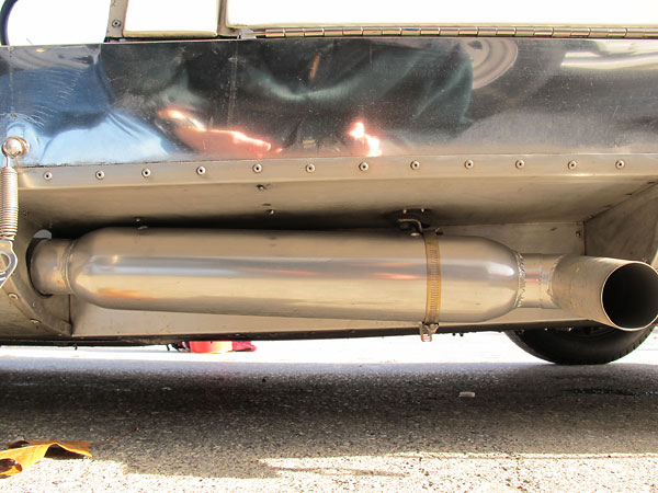 Glasspack muffler.