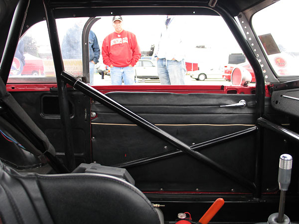 Roll cage construction details.