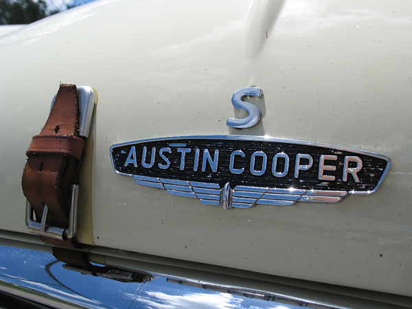 1965 Austin Cooper S badges.