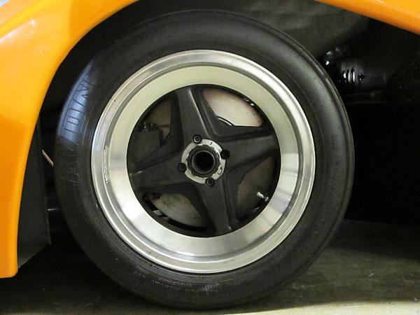 McLaren magnesium 15x11 front wheels, fitted with Avon tires.