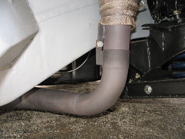 Slip joints provide an easy way to de-couple the headers from the exhaust pipes.