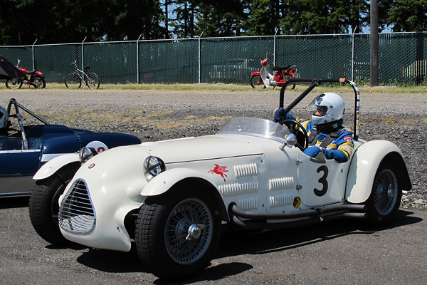 1953 Jaguar XK Special. View this in B l a c k M a g i c