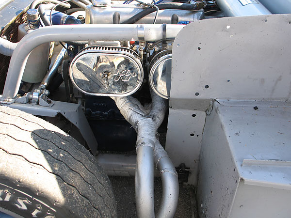 Custon tri-y exhaust header.