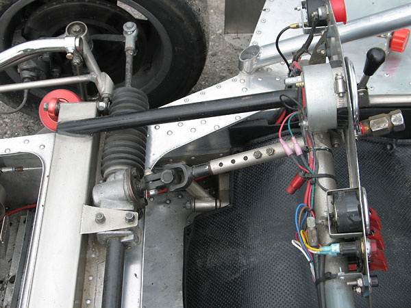 The column can be extended to move the steering wheel closer to the driver.